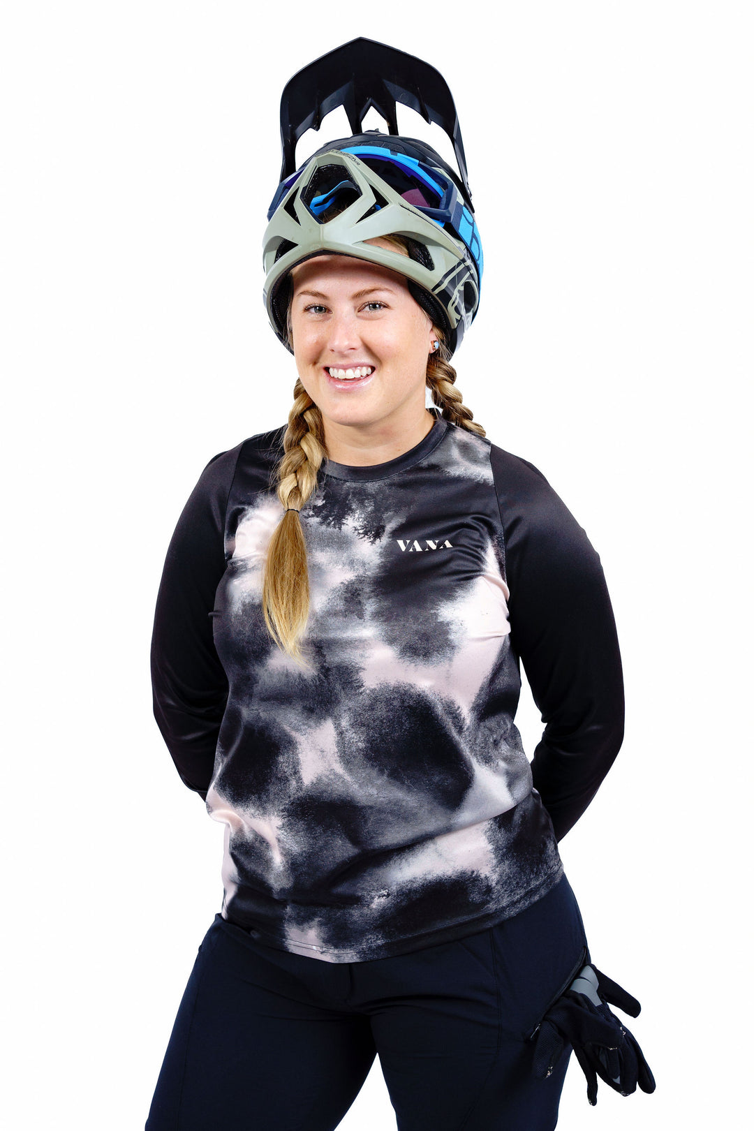 'Storm' Women's Mountain Bike Jersey - long sleeve, oversized fit